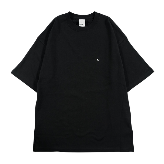 V MARK TEE / BLACK