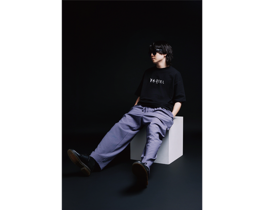 VARREL ROOTS LOGO TEE / BLACK